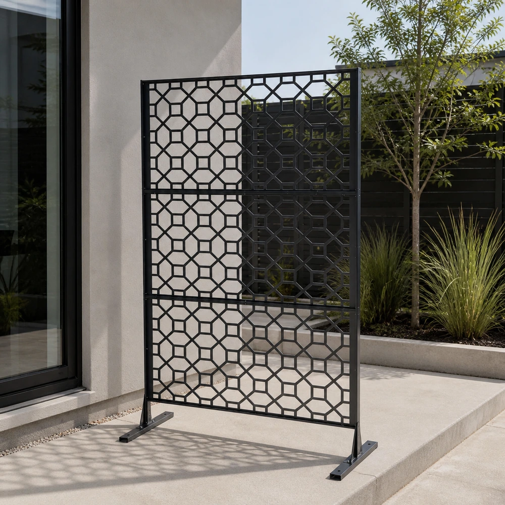 Galvanized Steel Geometric Lattice Privacy Screen