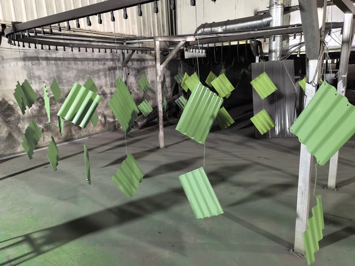 Automated conveyor hanging powder coating and 200C baking line
